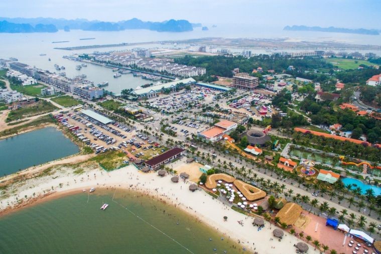 Bán đảo Tuần Châu - Hạ Long